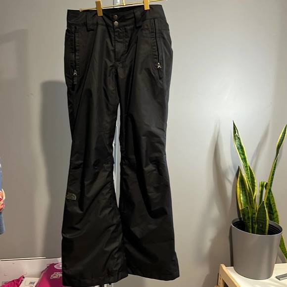 North Face Hyvent Solid Black Snow Pants Women’s XS